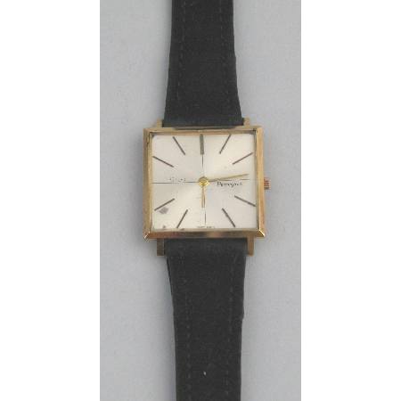 A gentleman's wristwatch by Girard Perregaux