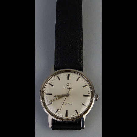 A gentleman's wristwatch by Omega