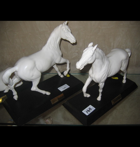 Two Beswick horses